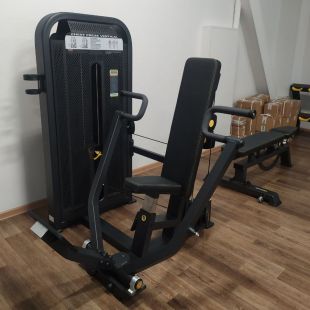 E-5008 Жим от груди вертикальный (Vertical Press). Стек 135 кг.