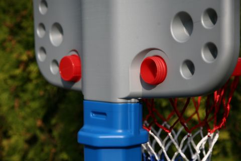 Баскетбольный щит на регулируемой опоре Deluxe Basketball
