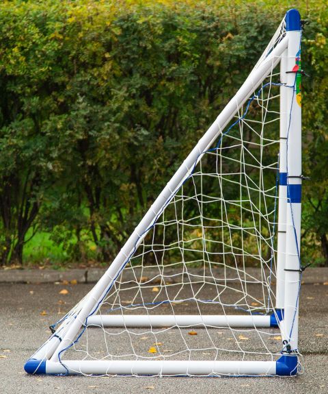 Разборные футбольные ворота с тренировочными сетками Madcador 3 в 1 (сетка-мишень, сетка-отражатель)
